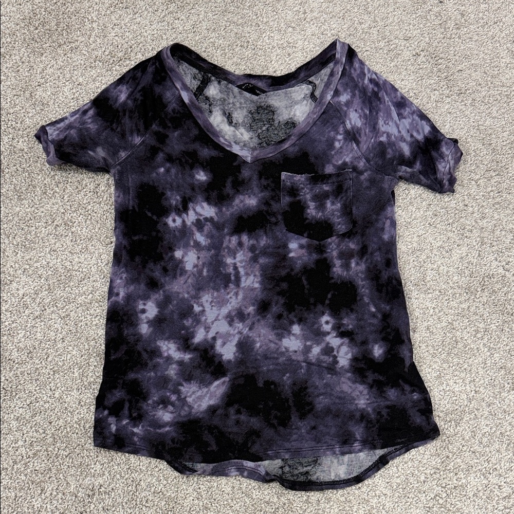 Rock & Republic Black and Purple Tie-Dye V-Neck Pocket Tee